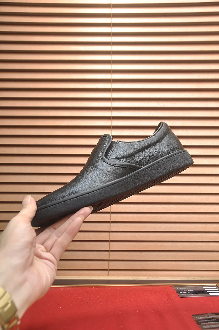 Men's shoes💰540💶【BV】Official website men's shoes👊🏻Cow leather braid🔰Cow leather lining rubber outsole🔲Counter 1:1 quality The identity of every successful man🍃The upper and solemn feet🚶🏻🚶🏻High-end custom counter original replicas📯Imported cowhide purely hand-woven🐂The last will not change regardless of wind or rain🔘Stand the verification of time🔍️Code number: 39-45 (45 custom-made)